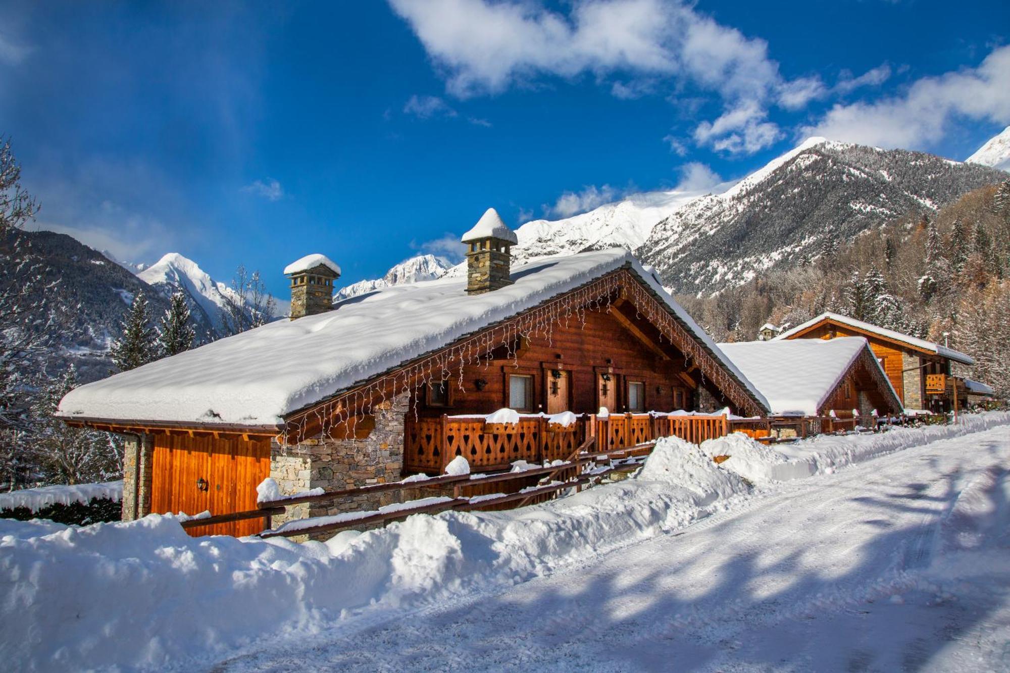 Bijoux Des Alpes - Mont Blanc Village La Salle Exteriör bild