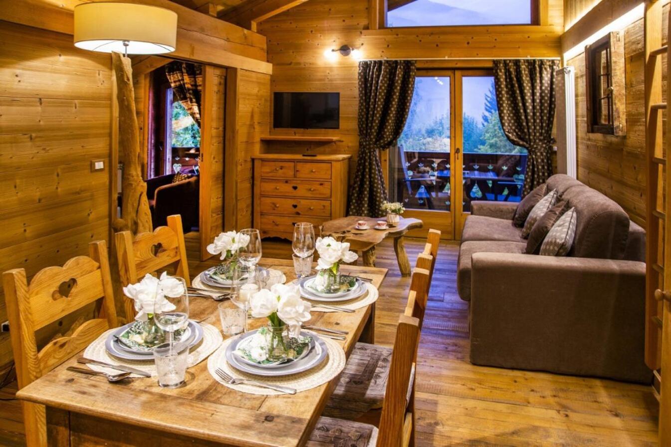 Bijoux Des Alpes - Mont Blanc Village La Salle Exteriör bild