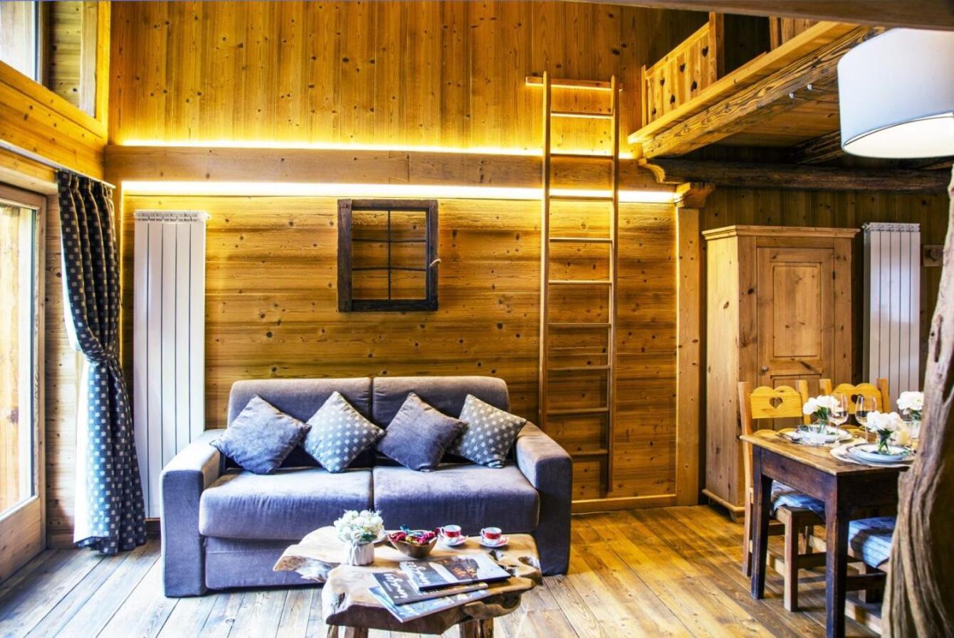 Bijoux Des Alpes - Mont Blanc Village La Salle Exteriör bild
