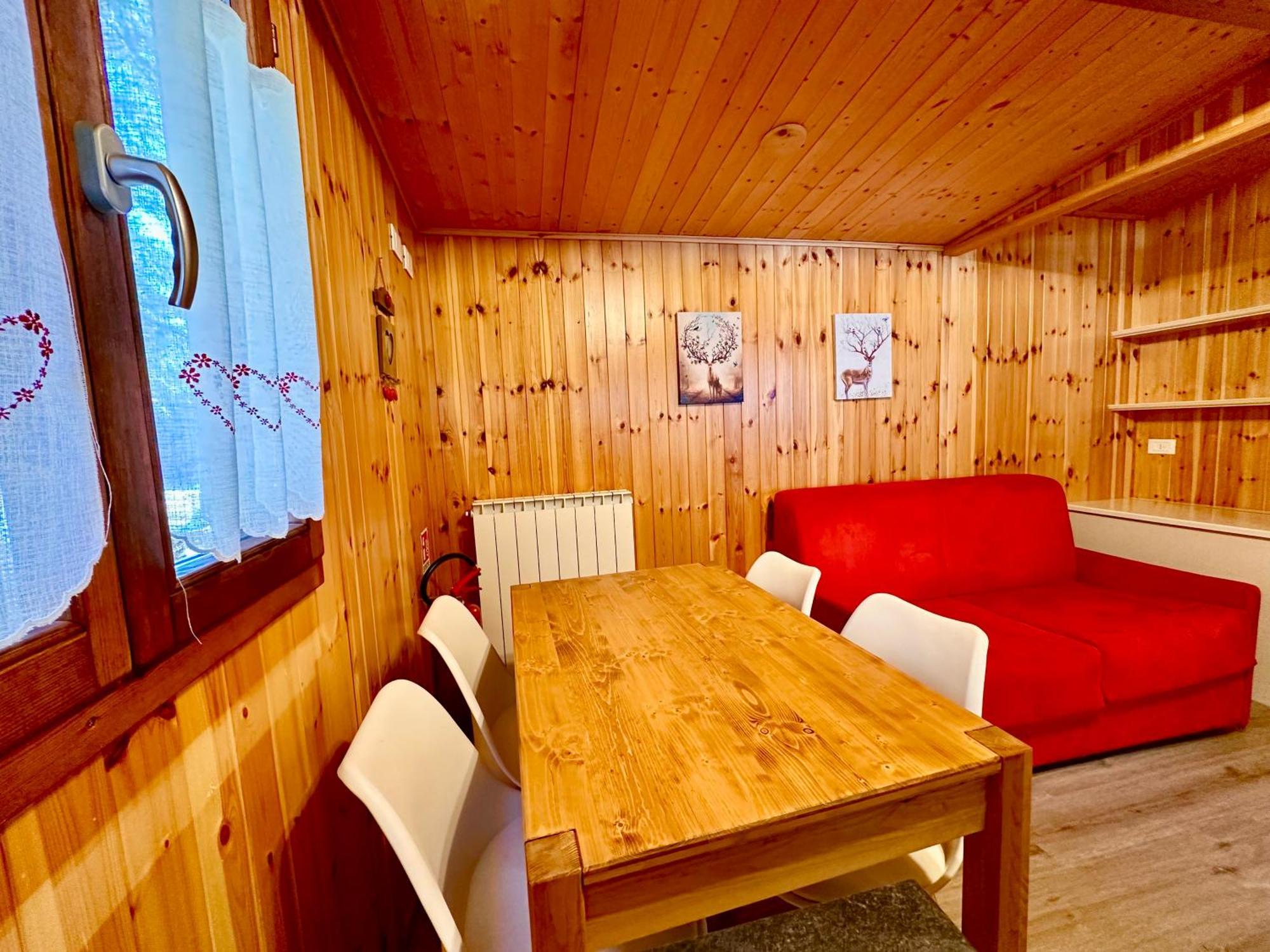 Bijoux Des Alpes - Mont Blanc Village La Salle Rum bild