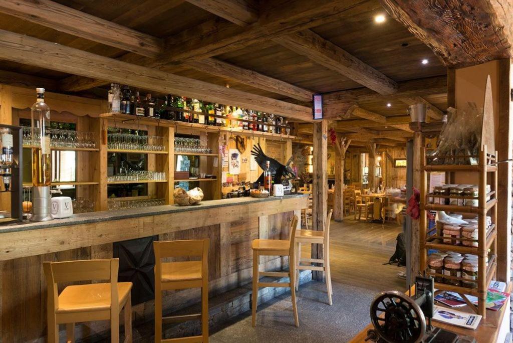 Bijoux Des Alpes - Mont Blanc Village La Salle Exteriör bild